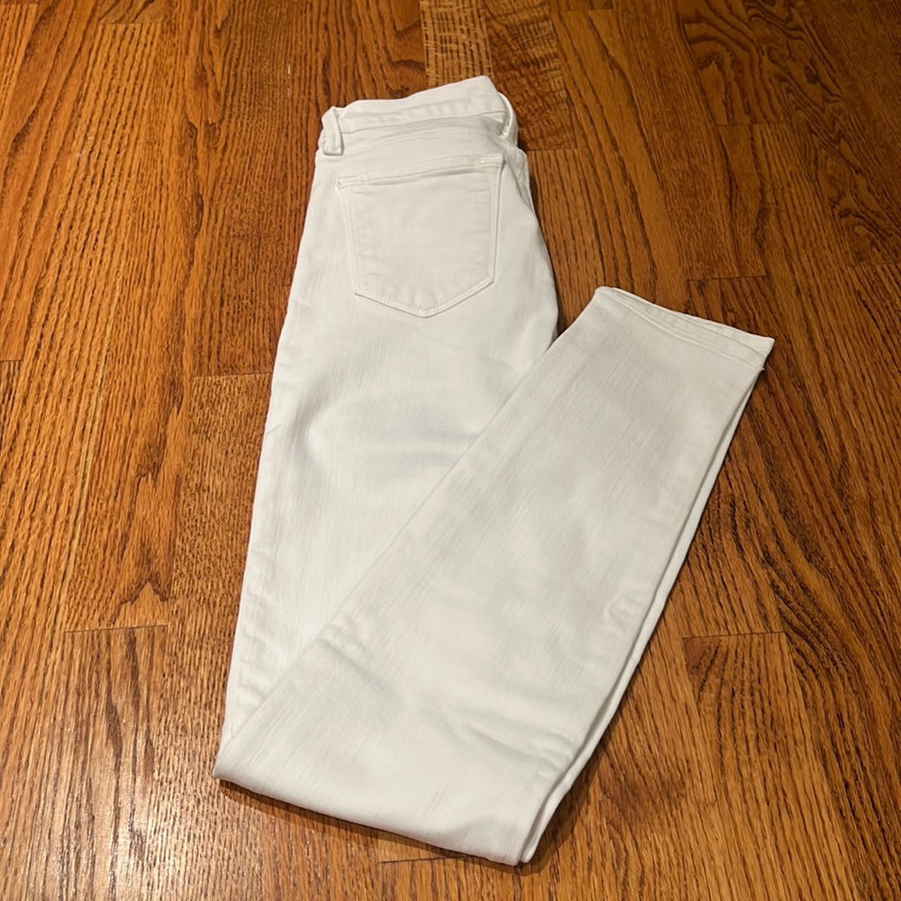 J Brand Woman’s White Jeans Size 26